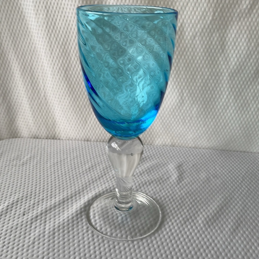 Hand Blown Aqua Blue  14 oz Wine Glass in an optic  swirl pattern and clear stem - Picture 2 of 6